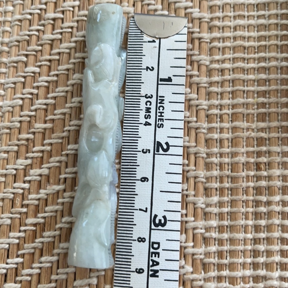 Natural jadeite jade carved ornament - Picture 6 of 10